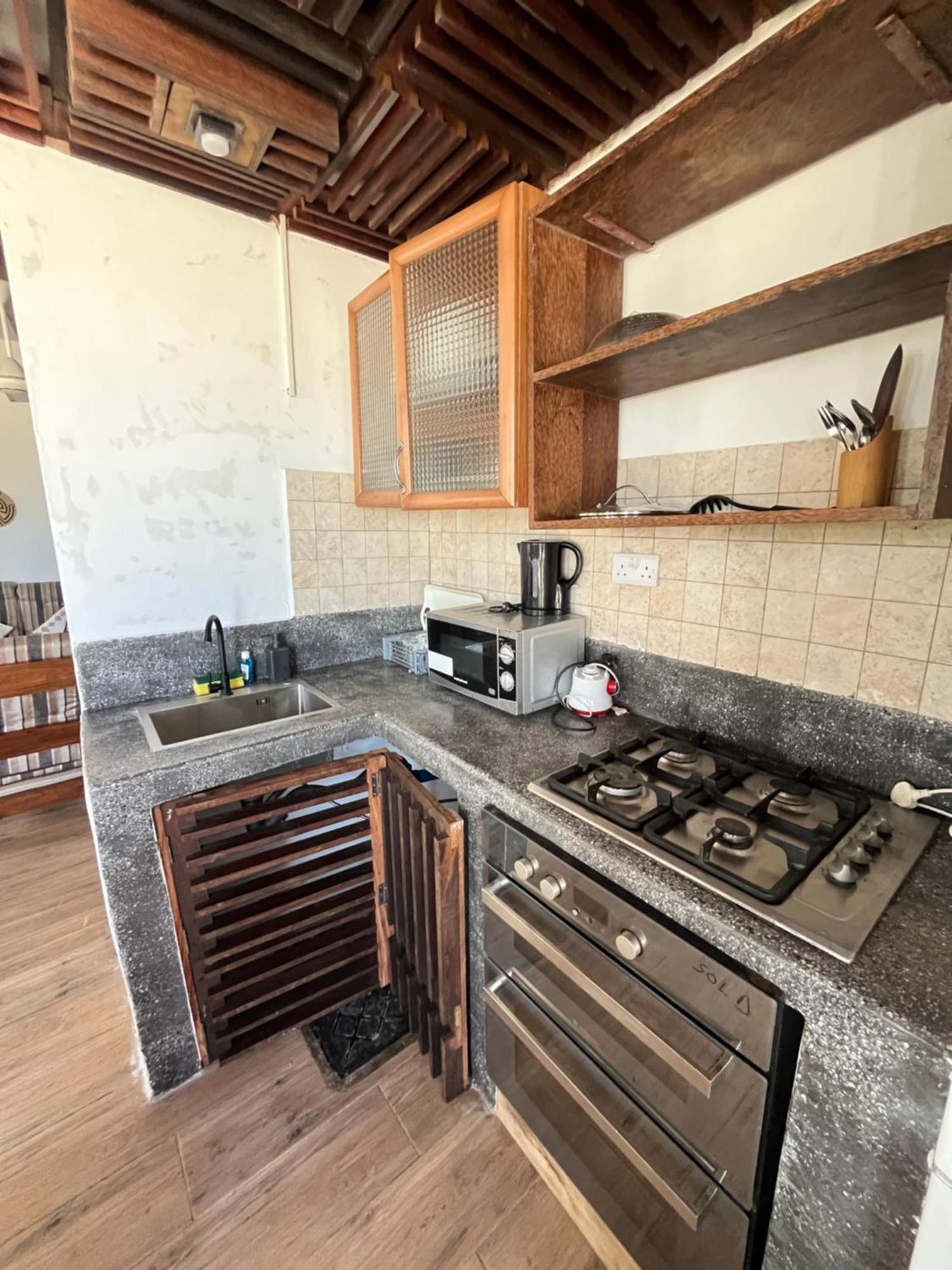 Malcom Residence 2 Mdudu Mkubwa ภายนอก รูปภาพ