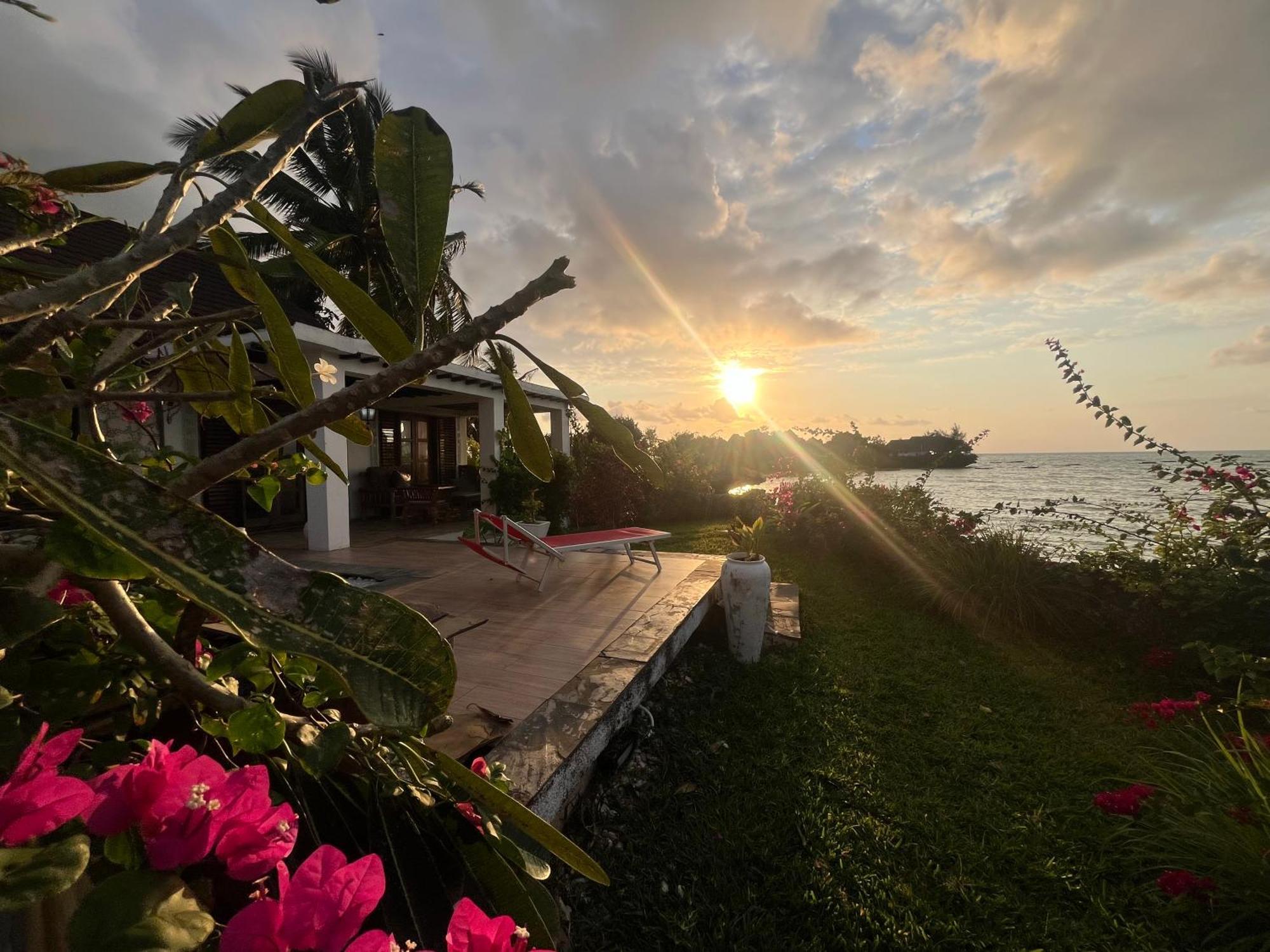 Malcom Residence 2 Mdudu Mkubwa ภายนอก รูปภาพ
